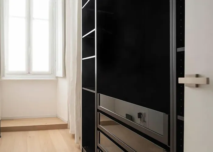 Hacca Collection - Bocconi, Navigli 1br * Milán